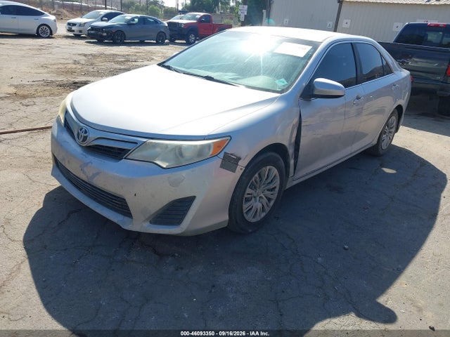 2014 Toyota Camry Le მანქანა იყიდება აუქციონზე, vin: 4T1BF1FK4EU410088, აუქციონის ნომერი: 46093350