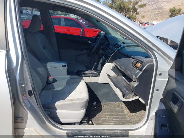 2014 Toyota Camry Le მანქანა იყიდება აუქციონზე, vin: 4T1BF1FK4EU410088, აუქციონის ნომერი: 46093350