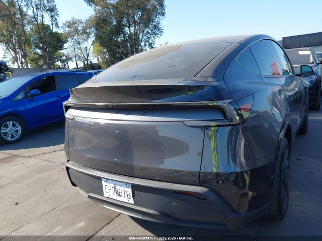 7SAYGDED8TF641567 Tesla Model Y Premium Rear-wheel Drive/rear-wheel Drive