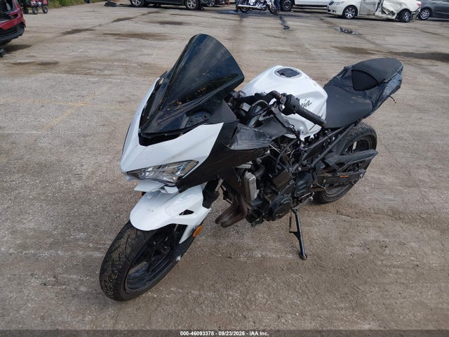 Kawasaki EX400 2023 JKAEXKH14PDAS1119 Image 2