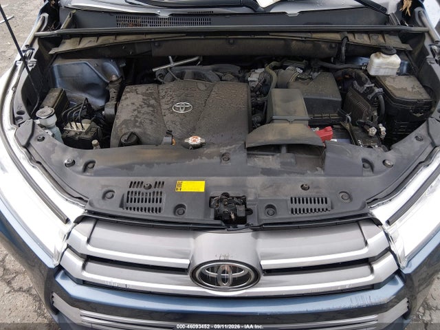 2019 Toyota Highlander Xle მანქანა იყიდება აუქციონზე, vin: 5TDJZRFH2KS977670, აუქციონის ნომერი: 46093452