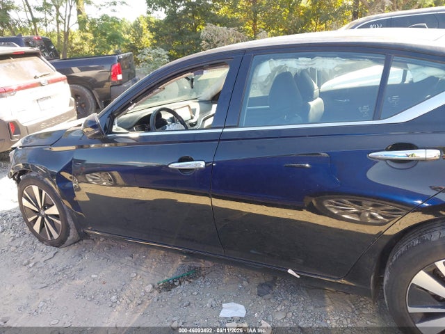 Продаж на аукціоні авто 2022 Nissan Altima Sl Intelligent Awd, vin: 1N4BL4EW5NN424603, номер лоту: 46093492
