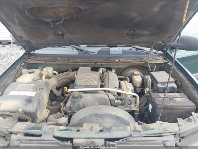 46093501 :رقم المزاد ، 1GNDT13S842100716 vin ، 2004 Chevrolet Trailblazer Ls مزاد بيع