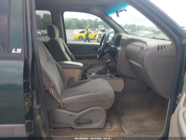 46093501 :رقم المزاد ، 1GNDT13S842100716 vin ، 2004 Chevrolet Trailblazer Ls مزاد بيع