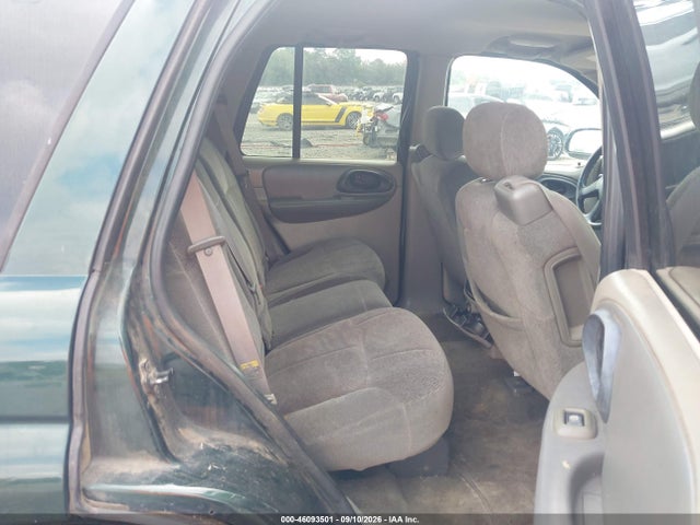 46093501 :رقم المزاد ، 1GNDT13S842100716 vin ، 2004 Chevrolet Trailblazer Ls مزاد بيع