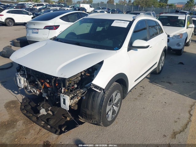 KIA NIRO LX 2022 KNDCB3LC8N5531942 Image 2
