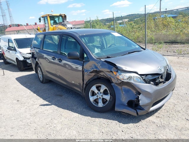 2017 Toyota Sienna L 7 Passenger მანქანა იყიდება აუქციონზე, vin: 5TDZZ3DC2HS889850, აუქციონის ნომერი: 46093535