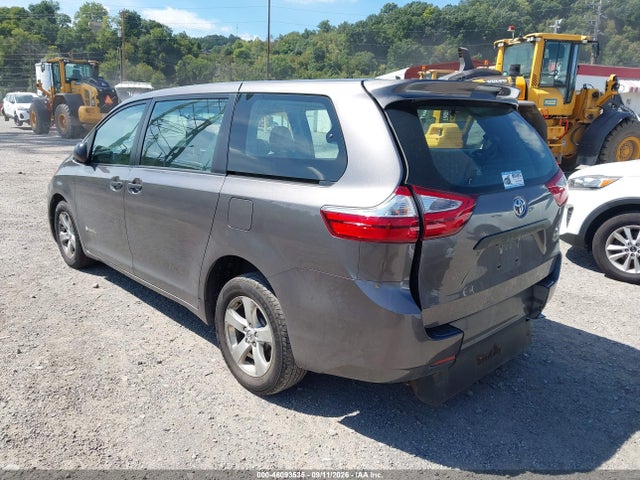 Продаж на аукціоні авто 2017 Toyota Sienna L 7 Passenger, vin: 5TDZZ3DC2HS889850, номер лоту: 46093535