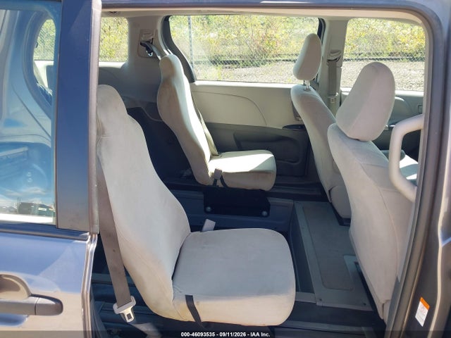 Продаж на аукціоні авто 2017 Toyota Sienna L 7 Passenger, vin: 5TDZZ3DC2HS889850, номер лоту: 46093535