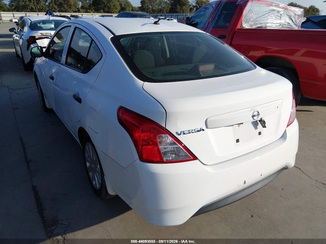46093555 :رقم المزاد ، 3N1CN7AP4FL959998 vin ، 2015 Nissan Versa 1.6 S مزاد بيع