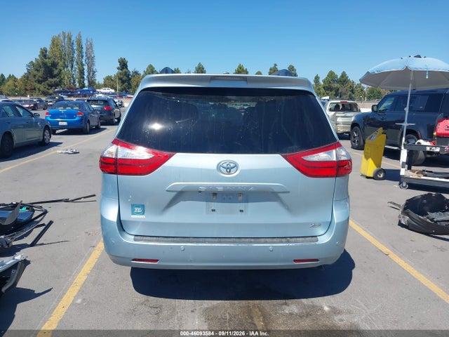 Продажа на аукционе авто 2017 Toyota Sienna Xle 8 Passenger, vin: 5TDYZ3DC2HS791672, номер лота: 46093584