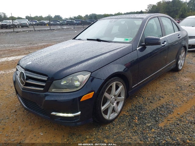 46093639 :رقم المزاد ، WDDGF4HB1EA935674 vin ، 2014 Mercedes-benz C 250 Sport مزاد بيع