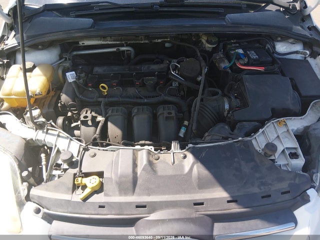 46093640 :رقم المزاد ، 1FADP3F25EL231320 vin ، 2014 Ford Focus Se مزاد بيع
