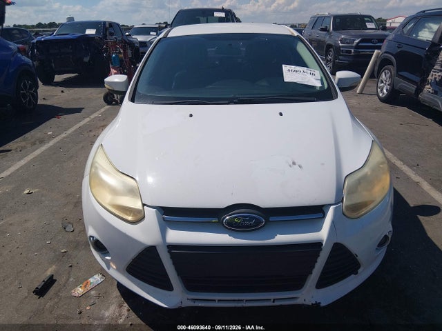 46093640 :رقم المزاد ، 1FADP3F25EL231320 vin ، 2014 Ford Focus Se مزاد بيع