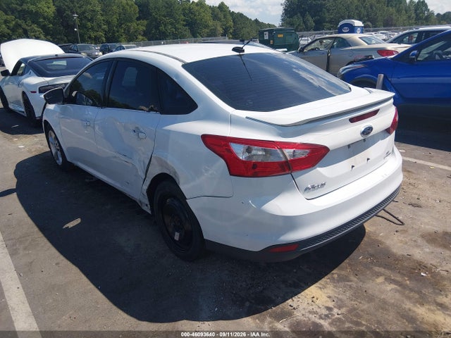 46093640 :رقم المزاد ، 1FADP3F25EL231320 vin ، 2014 Ford Focus Se مزاد بيع