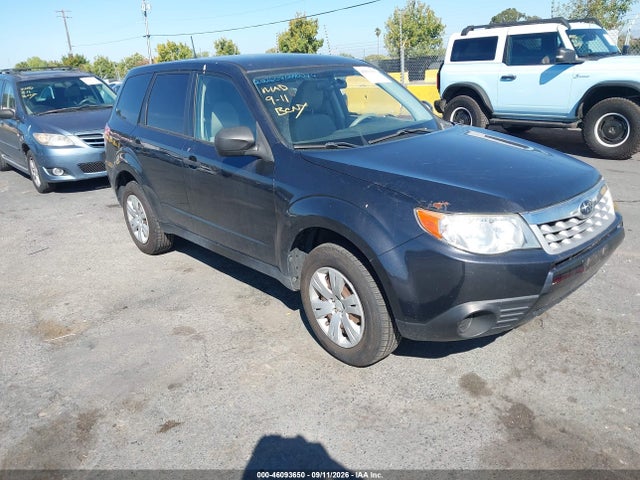 46093650 :رقم المزاد ، JF2SHBAC6CH421086 vin ، 2012 Subaru Forester 2.5x مزاد بيع