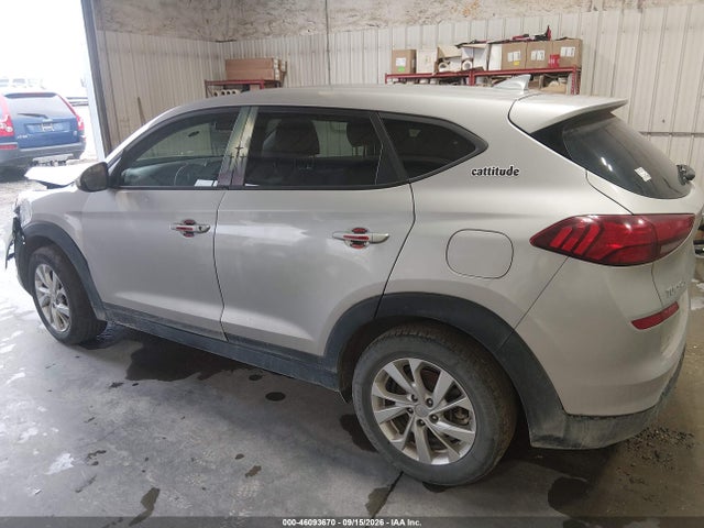 KM8J2CA47LU194326 Hyundai TUCSON SE