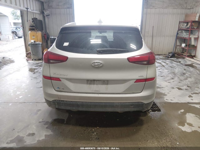 KM8J2CA47LU194326 Hyundai TUCSON SE