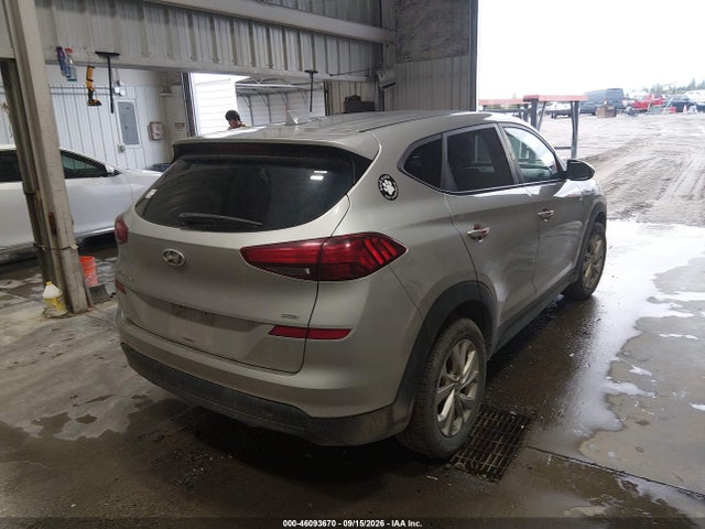 KM8J2CA47LU194326 Hyundai TUCSON SE