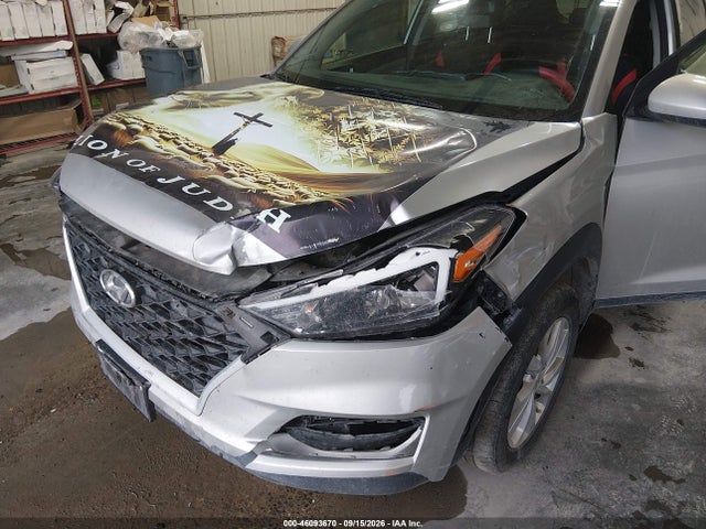 KM8J2CA47LU194326 Hyundai TUCSON SE