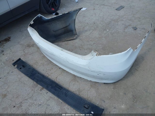 2017 Toyota Camry Le მანქანა იყიდება აუქციონზე, vin: 4T1BF1FK6HU661473, აუქციონის ნომერი: 46093715