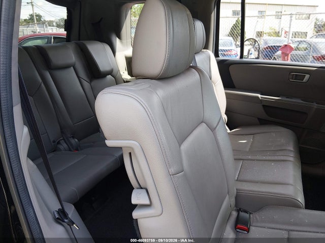 46093759 :رقم المزاد ، 5FNYF4H53EB018848 vin ، 2014 Honda Pilot Ex-l مزاد بيع