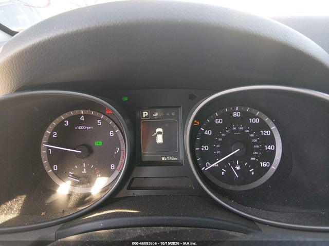 Продажа на аукционе авто 2018 Hyundai Santa Fe Sport 2.4l, vin: 5XYZT3LB2JG563379, номер лота: 46093806