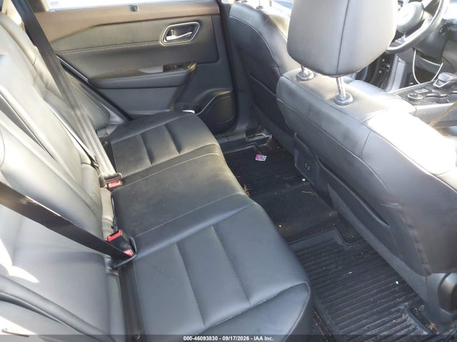 46093830 :رقم المزاد ، 5N1AT3BB9MC719257 vin ، 2021 Nissan Rogue Sv Intelligent Awd مزاد بيع