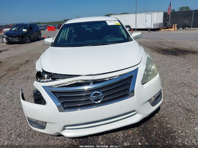 46093833 :رقم المزاد ، 1N4AL3AP8FC275654 vin ، 2015 Nissan Altima 2.5/2.5 S/2.5 Sl/2.5 Sv مزاد بيع
