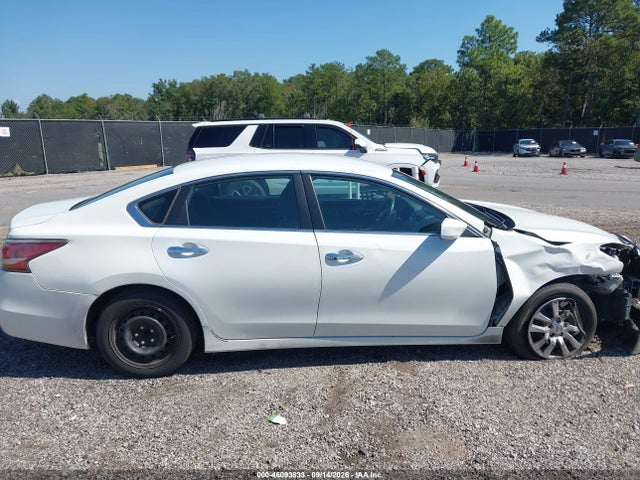 46093833 :رقم المزاد ، 1N4AL3AP8FC275654 vin ، 2015 Nissan Altima 2.5/2.5 S/2.5 Sl/2.5 Sv مزاد بيع