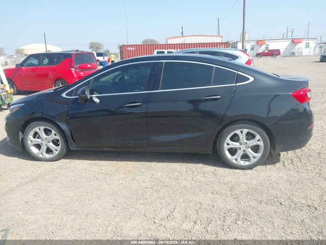 46093862 :رقم المزاد ، 1G1BF5SM2J7126950 vin ، 2018 Chevrolet Cruze Premier Auto مزاد بيع