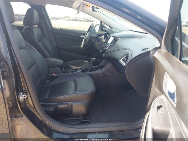 46093862 :رقم المزاد ، 1G1BF5SM2J7126950 vin ، 2018 Chevrolet Cruze Premier Auto مزاد بيع