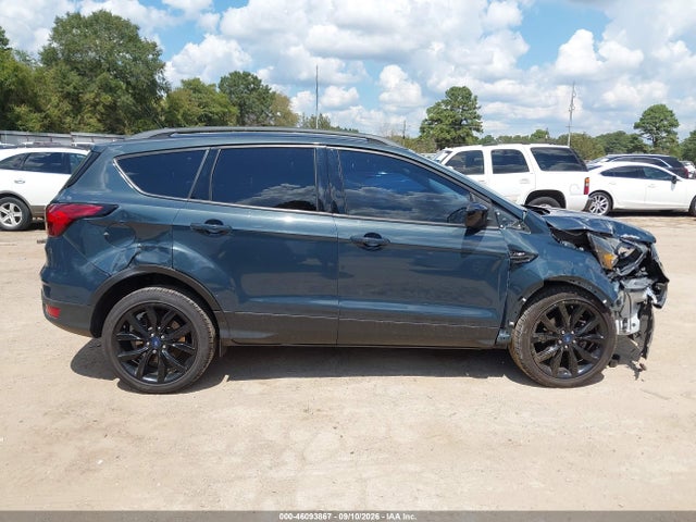 Продажа на аукционе авто 2019 Ford Escape Se, vin: 1FMCU0GD0KUB57688, номер лота: 46093867