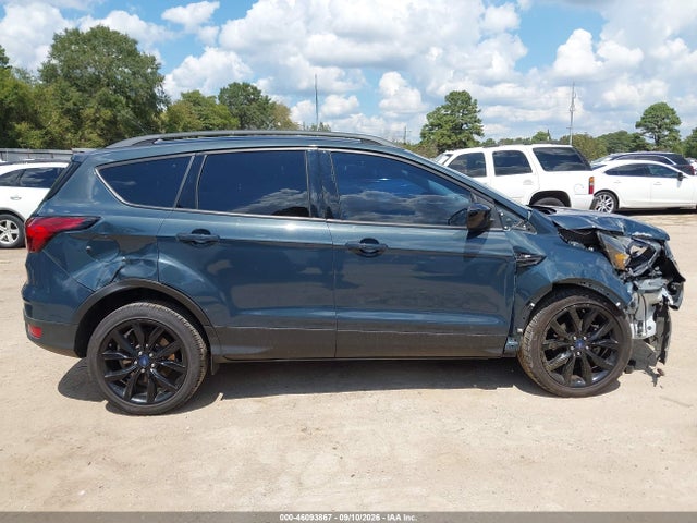 Продажа на аукционе авто 2019 Ford Escape Se, vin: 1FMCU0GD0KUB57688, номер лота: 46093867