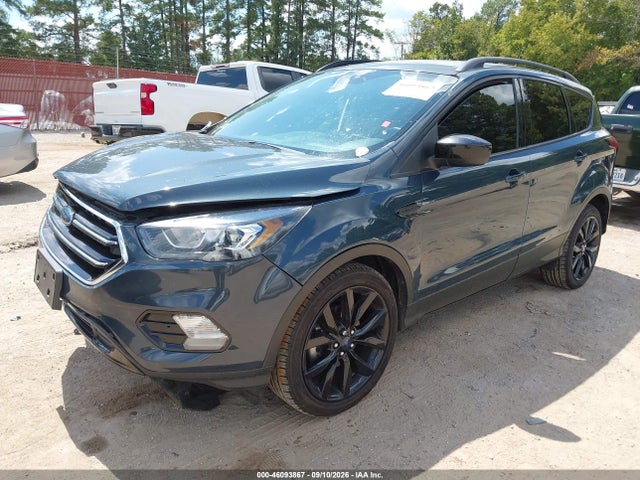 Продажа на аукционе авто 2019 Ford Escape Se, vin: 1FMCU0GD0KUB57688, номер лота: 46093867