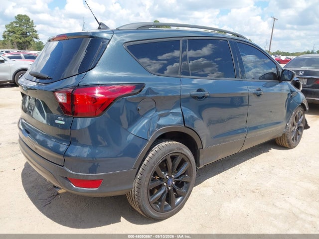 Продажа на аукционе авто 2019 Ford Escape Se, vin: 1FMCU0GD0KUB57688, номер лота: 46093867