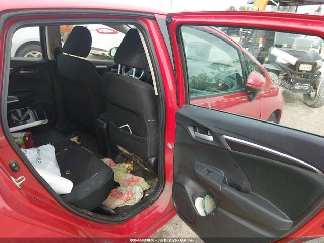 Продажа на аукционе авто 2015 Honda Fit Lx, vin: 3HGGK5H5XFM739342, номер лота: 46093875