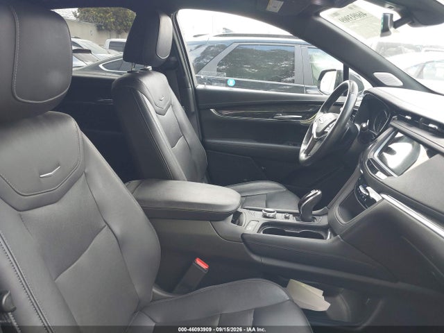 46093909 :رقم المزاد ، 1GYKNCRS6MZ149136 vin ، 2021 Cadillac Xt5 Fwd Premium Luxury مزاد بيع