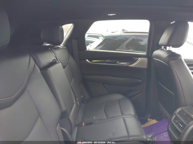 46093909 :رقم المزاد ، 1GYKNCRS6MZ149136 vin ، 2021 Cadillac Xt5 Fwd Premium Luxury مزاد بيع
