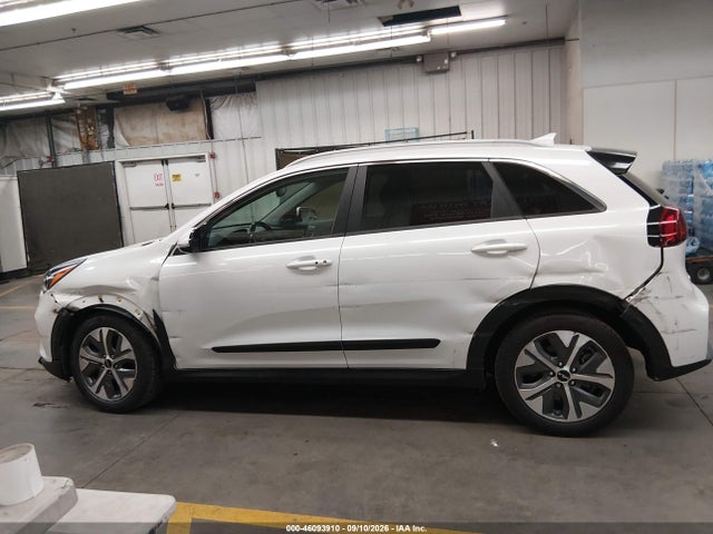 Продажа на аукционе авто 2022 Kia Niro Ev Ex Premium, vin: KNDCE3LG2N5156320, номер лота: 46093910