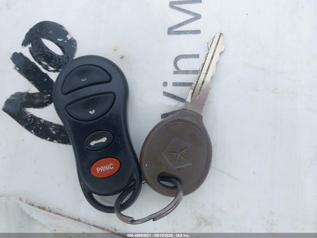 Продажа на аукционе авто 2000 Chrysler 300m, vin: 2C3HE66G3YH279547, номер лота: 46093921