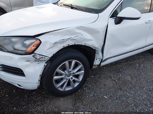 Aukcja sprzedaży 2014 Volkswagen Touareg 3.6l Sport, vin: WVGEF9BP8ED014873, numer aukcji: 46093929