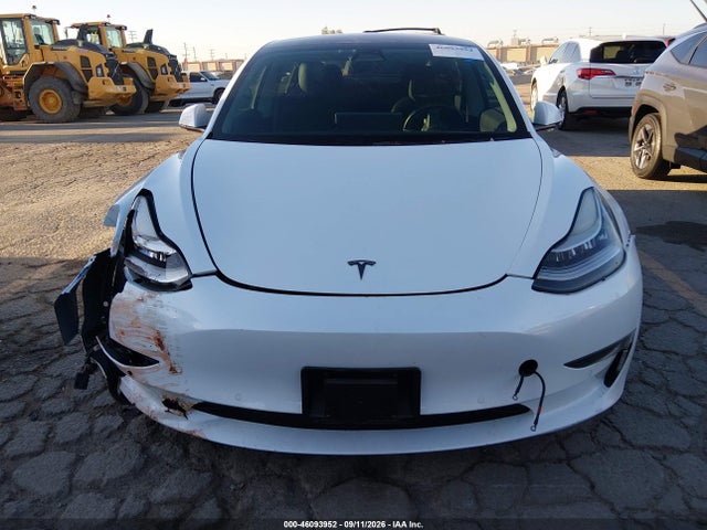 Продажа на аукционе авто 2018 Tesla Model 3 Long Range/mid Range, vin: 5YJ3E1EA6JF046084, номер лота: 46093952