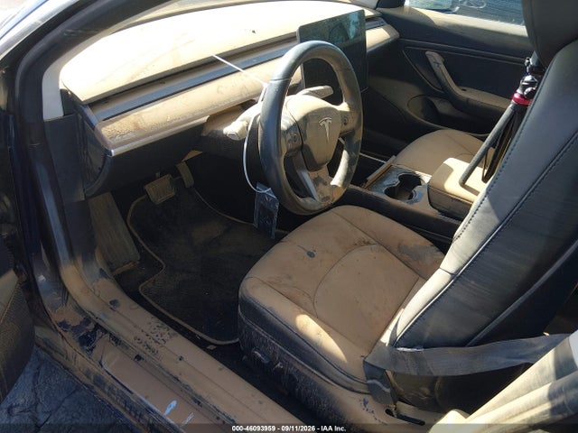 46093959 :رقم المزاد ، 5YJ3E1EA3JF018209 vin ، 2018 Tesla Model 3 Long Range/mid Range مزاد بيع