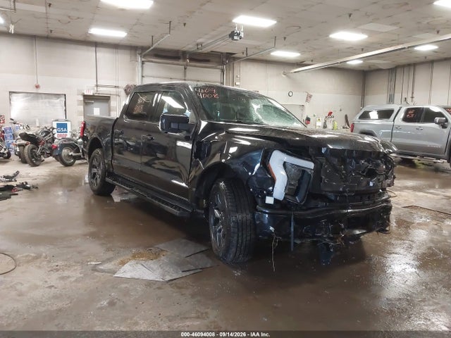 2022 Ford F-150 Lightning Lariat მანქანა იყიდება აუქციონზე, vin: 1FT6W1EVXNWG03710, აუქციონის ნომერი: 46094008