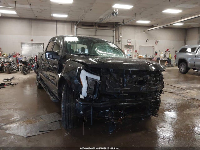 2022 Ford F-150 Lightning Lariat მანქანა იყიდება აუქციონზე, vin: 1FT6W1EVXNWG03710, აუქციონის ნომერი: 46094008
