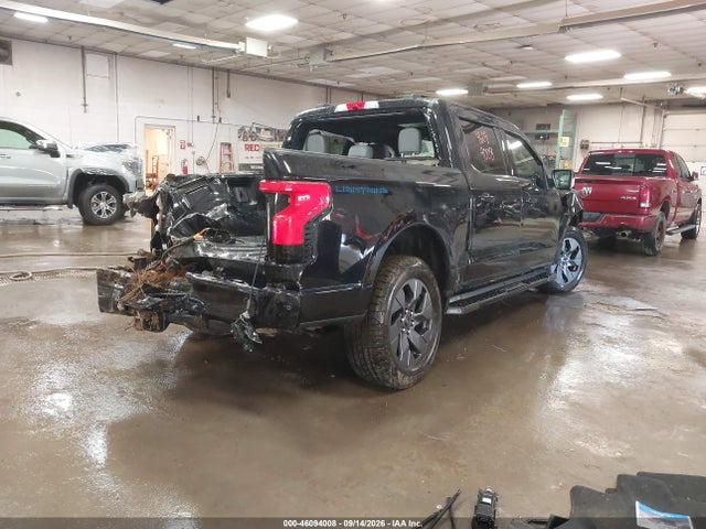 2022 Ford F-150 Lightning Lariat მანქანა იყიდება აუქციონზე, vin: 1FT6W1EVXNWG03710, აუქციონის ნომერი: 46094008