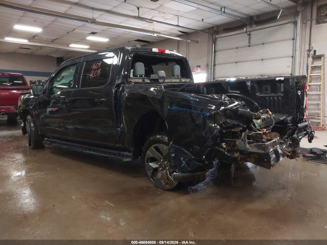 2022 Ford F-150 Lightning Lariat მანქანა იყიდება აუქციონზე, vin: 1FT6W1EVXNWG03710, აუქციონის ნომერი: 46094008
