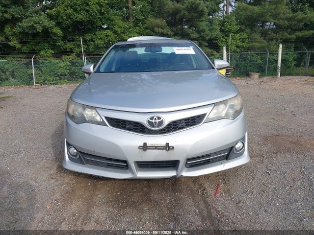 46094009 :رقم المزاد ، 4T1BF1FK2CU121739 vin ، 2012 Toyota Camry Se مزاد بيع