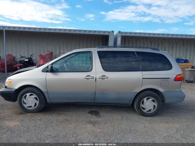 Aukcja sprzedaży 2000 Toyota Sienna Le, vin: 4T3ZF13C9YU233898, numer aukcji: 46094016